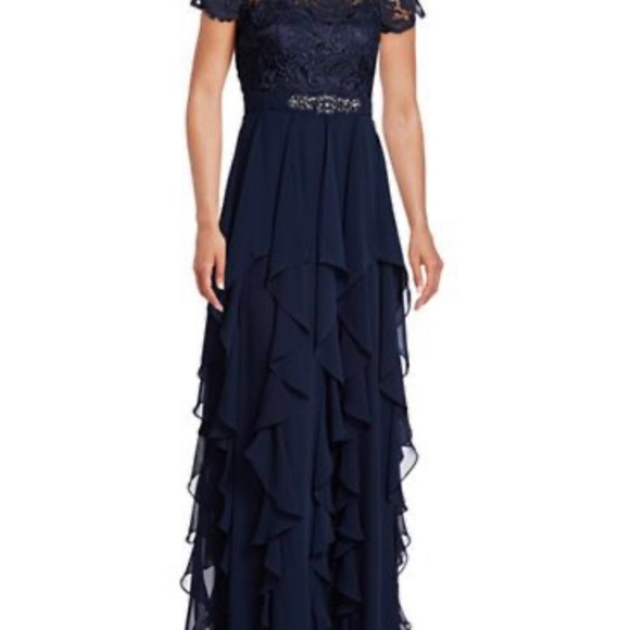 Evening Gown. Wedding party gown. Navy blue, detailed at waist. Size 8. - Picture 11 of 12